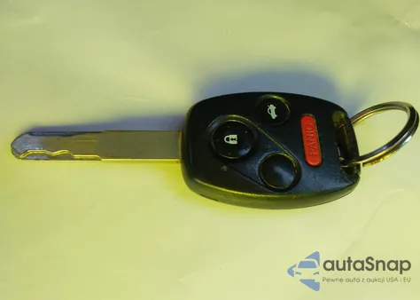 2009 Honda Accord 2.4 Lx-S из США, поврежденный, VIN 1HGCS12319A011716